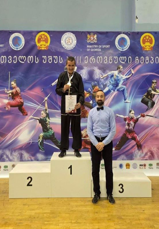 This image has an empty alt attribute; its file name is Revaz-Champion-1.jpg